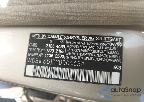 2000 Mercedes-Benz E 320 from USA, damaged, VIN WDBJF65J7YB004634